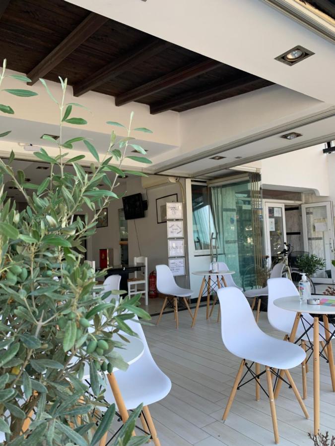 Platon Hotel Неи Порои Екстериор снимка