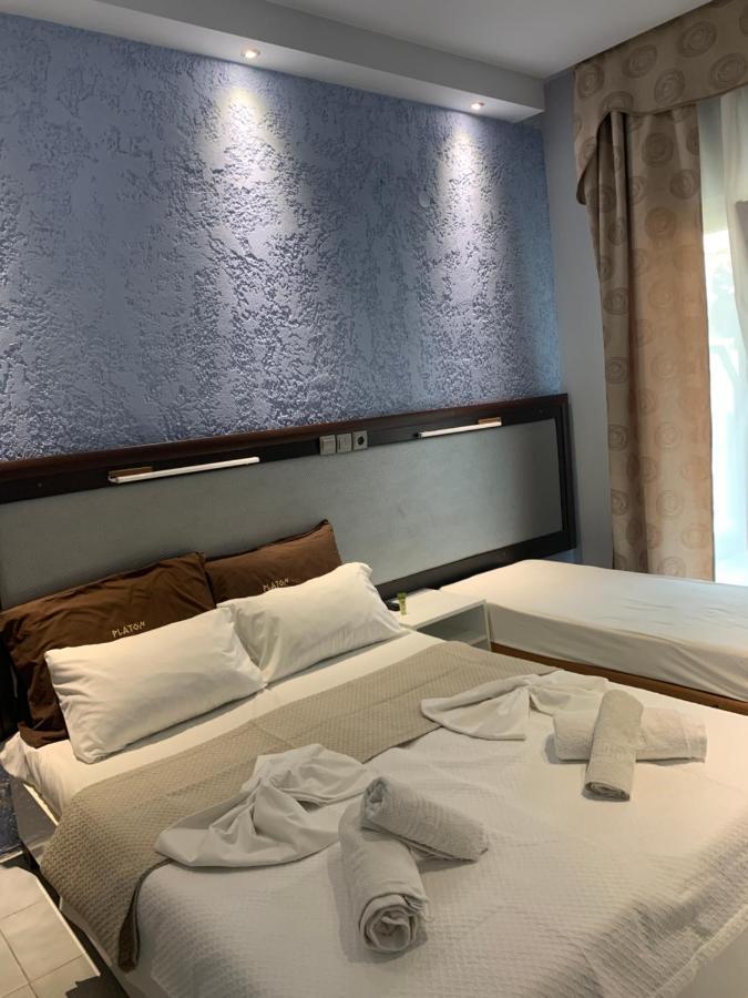 Platon Hotel Неи Порои Екстериор снимка